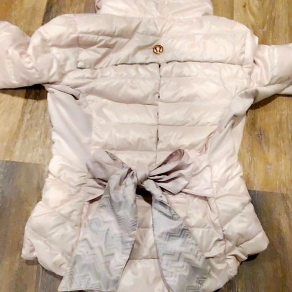 Lululemon puffer jacket-warm, excellent condition - Picture 6 of 8